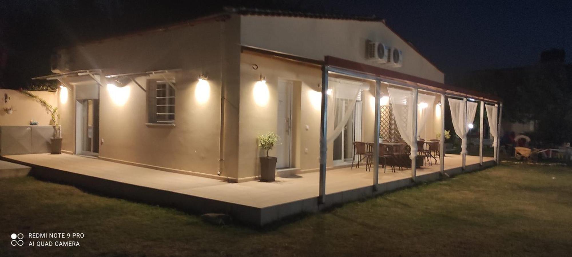 Mamanis Studios Loutrá Edipsoú Eksteriør bilde